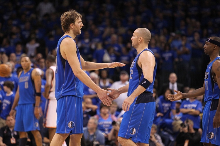 卡莱尔：在NBA还是每回合都教练喊战术的年代 我就完全放权给基德